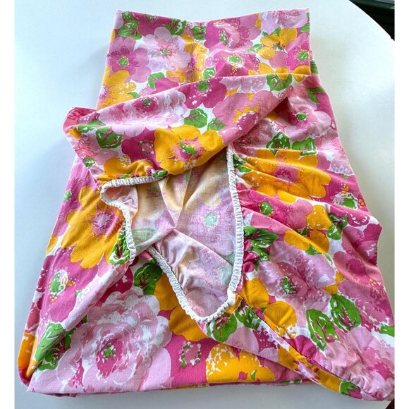 Vintage 70s fitted/bottom sheet, pink orange flower power bedding, twin size bed - Picture 8 of 11